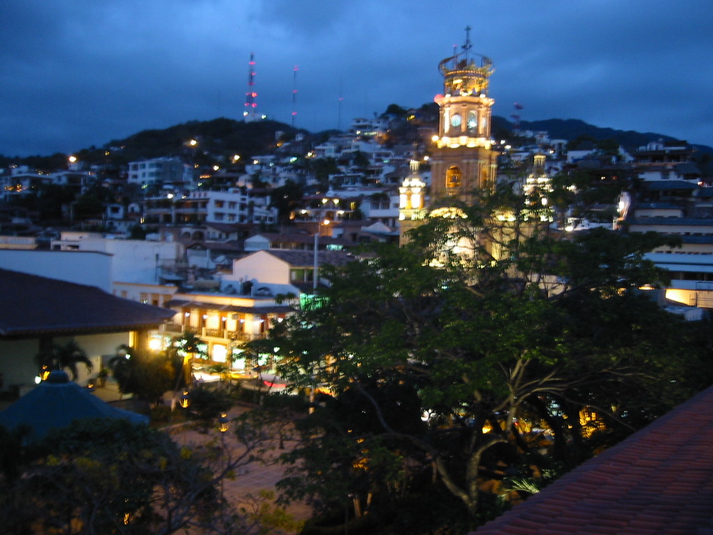 Puerto Vallarta -Mexican decorated condo